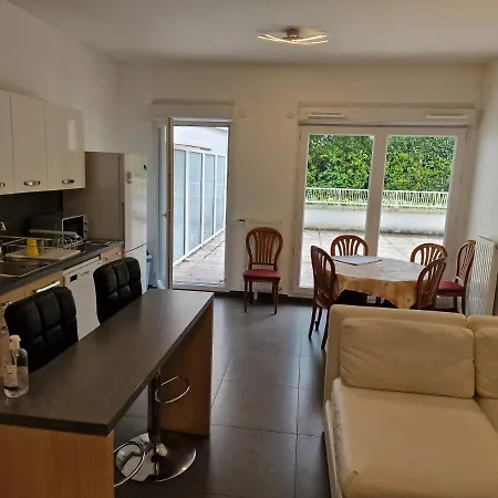 Apartment Entier Beau 3pieces Avec Terrasse De 60m2 Pour 7personnes *